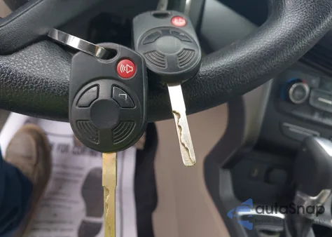 2017 Ford Escape Se from USA, damaged, VIN 1FMCU9GD2HUB40534